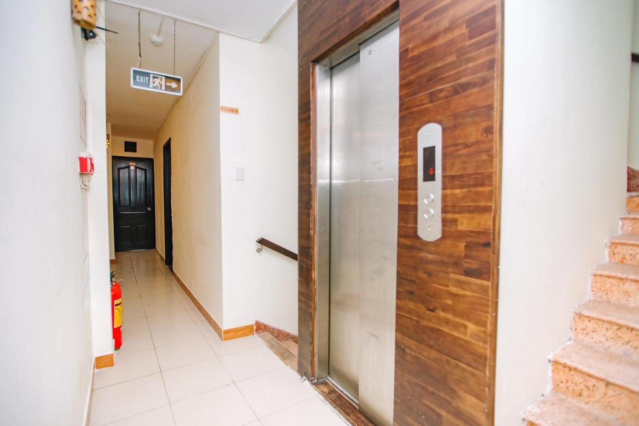 Canary Saigon Hotel Ho Chi Minh City Exterior photo